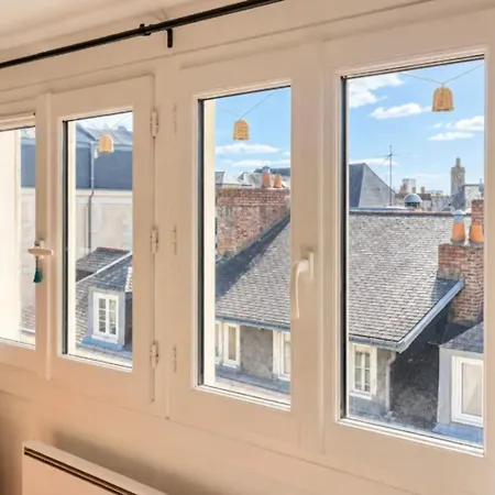 Apartment Charming With Rooftop Views Center *
